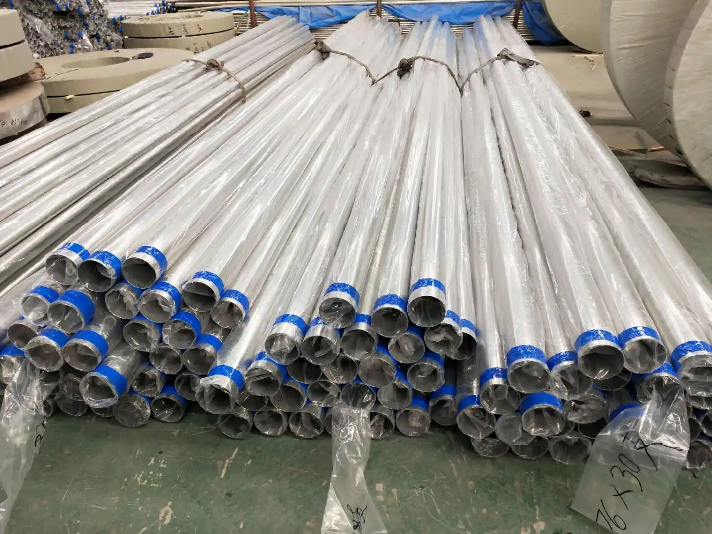 Hot sale 3/16" large diameter  stainless steel seamless pipe price