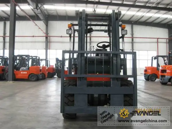 Popular CPC50 5 ton container lifting forklift fork lift with 3-stage mast