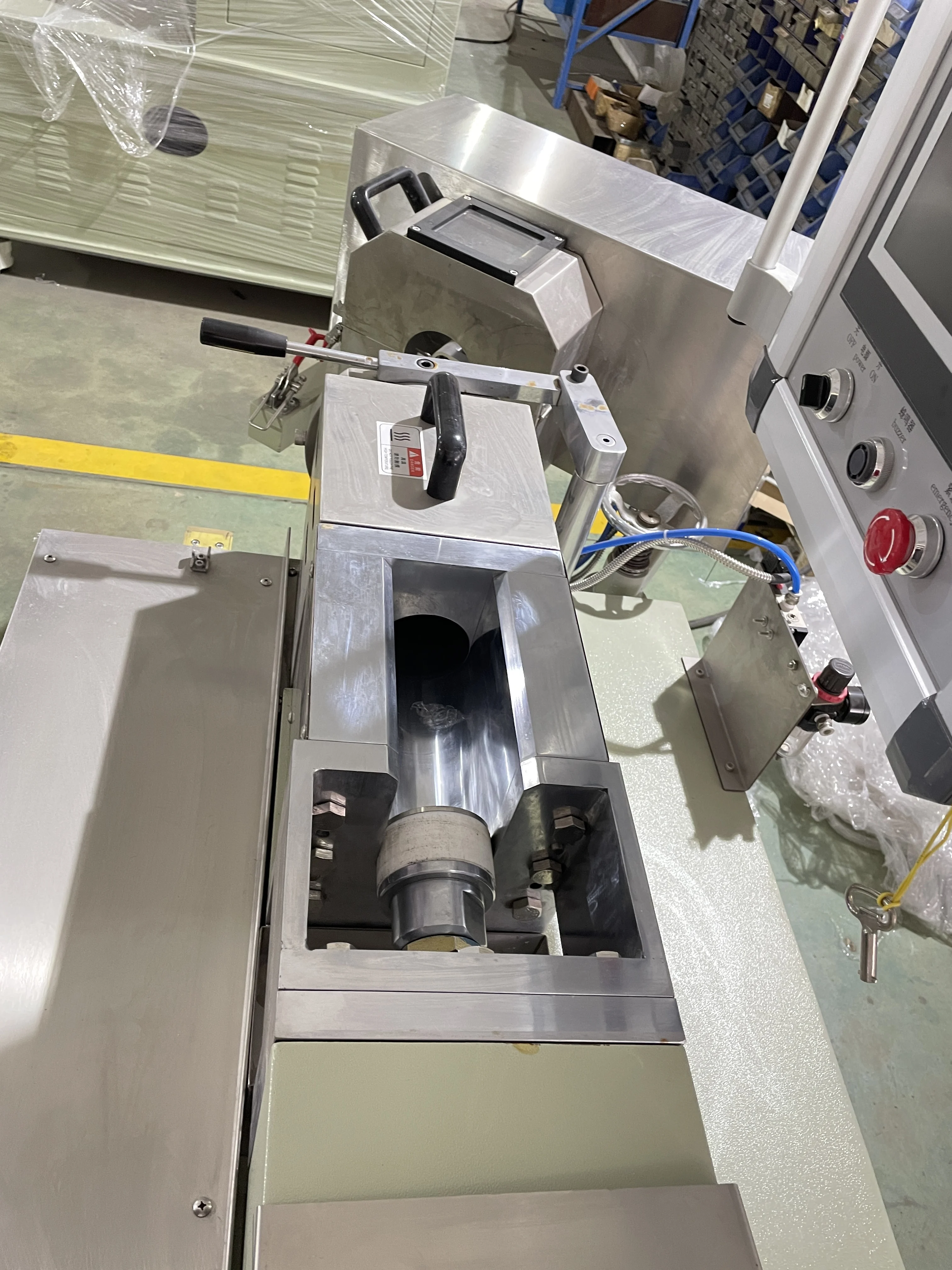 CF-90 Ceramic Granulating Machine Professional Ceramic Powder Granulation Equipment