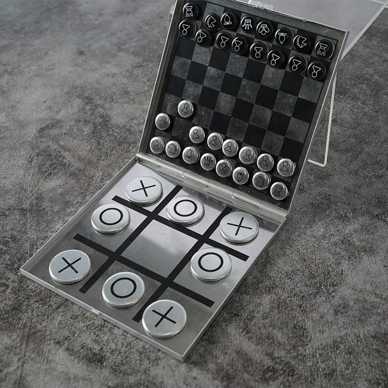 New 2 in 1 magnetic mini metal tic tac toe and chess board aluminum chess set tic tac toe