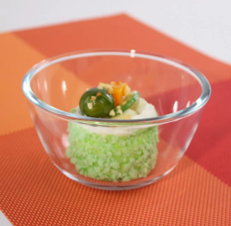 wholesale  best price glass salad bowl with lid set bake tools bowls fruit salad bowl