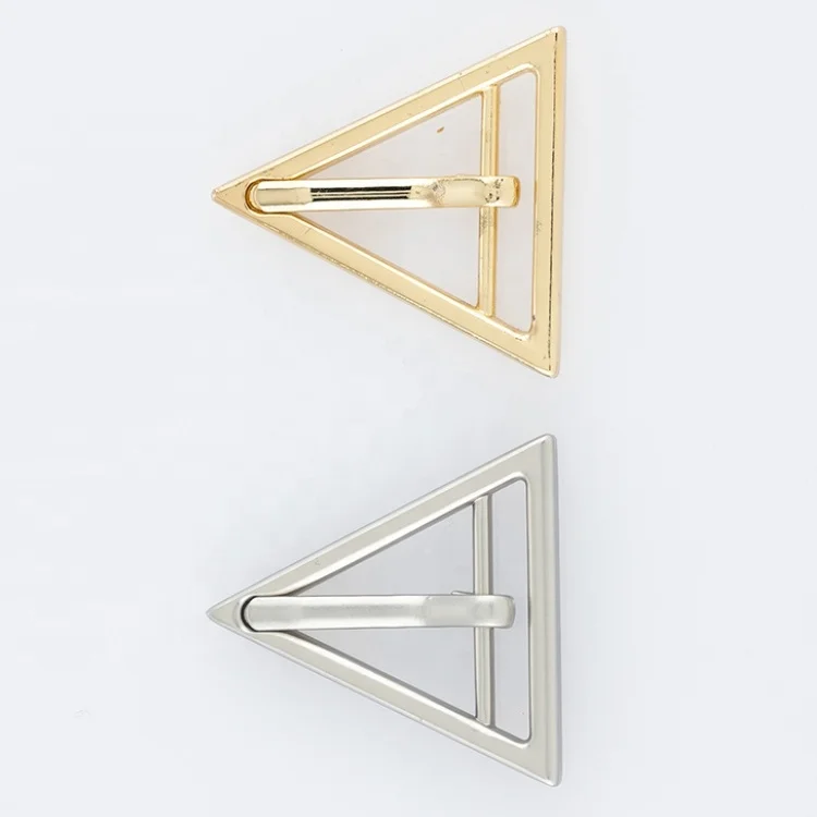 Triangle pin center bar metal buckles