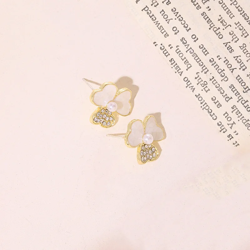 LY8030 2023 Korean Style Flower Stud Earrings Pearl Earrings Girls Cute Earrings