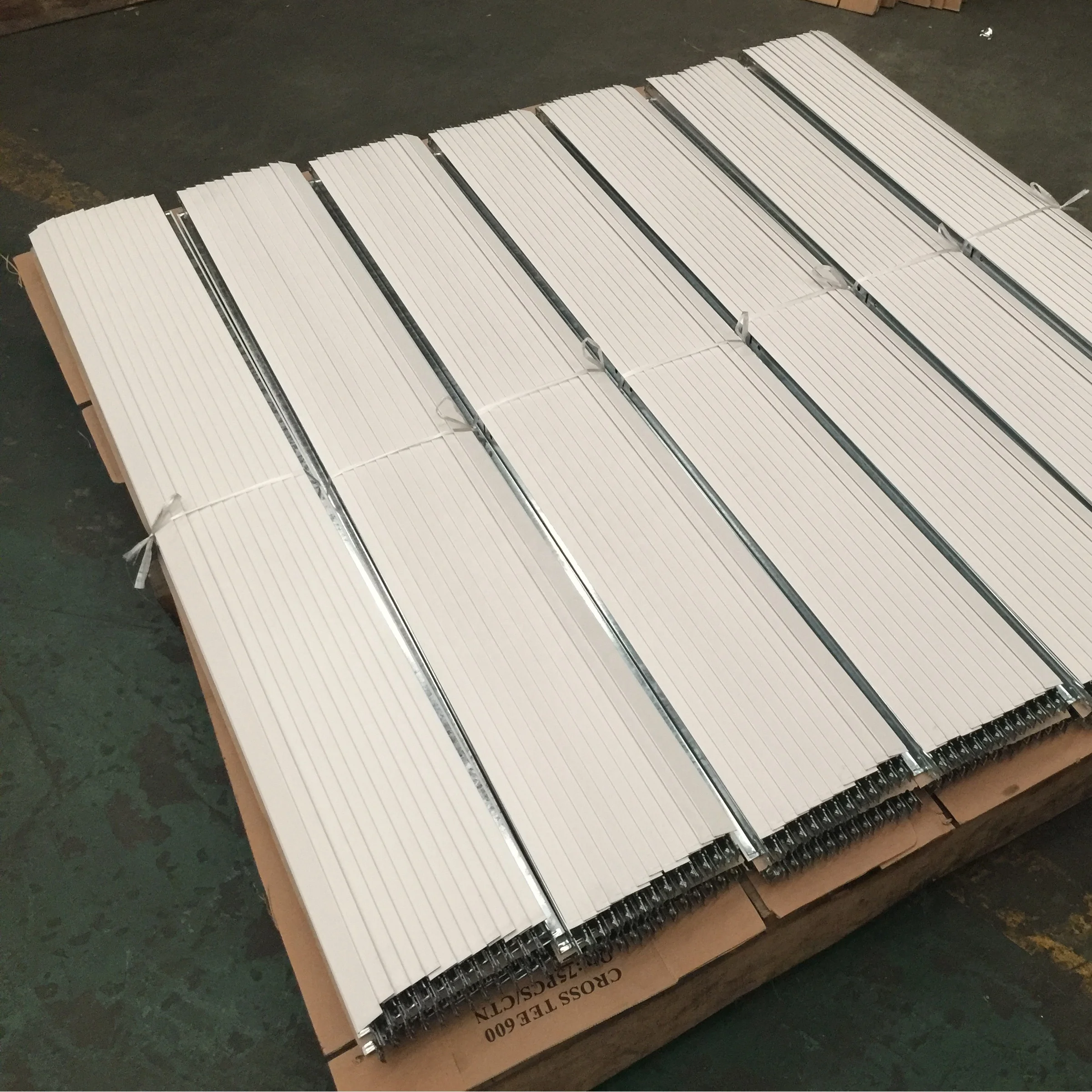 ZJGLEADER Ceiling Grid Components False Suspended Galvanized Steel Flat Ceiling T Grid
