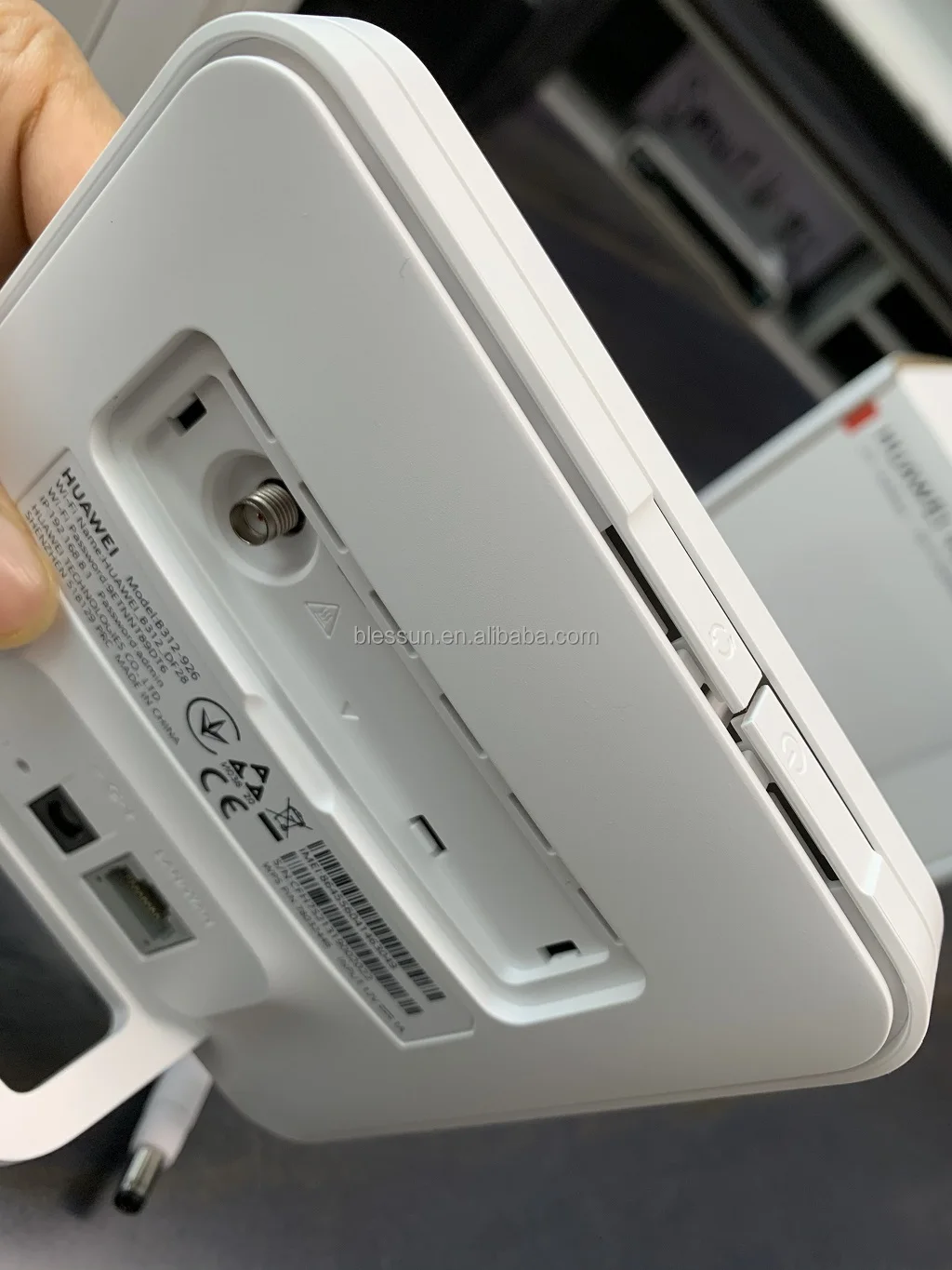Brand new B312-926 4G LTE Router Speed Etherne Global Version Support VPN Multilanguage for hua wei  wholesales