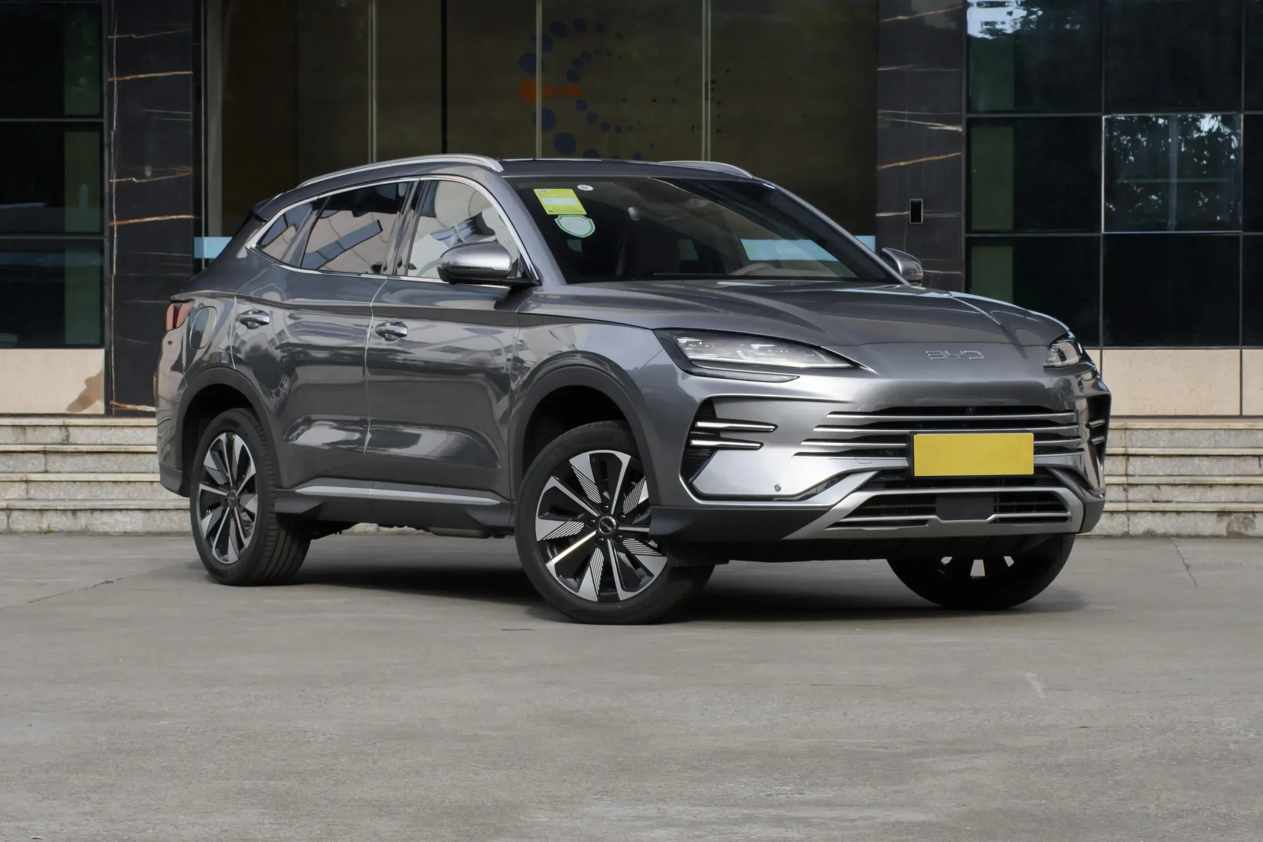 China Brand used 2025 model  BYD Song Plus D-mi Flagship high quality cheap price  2025  BYD  Song Plus D-mi