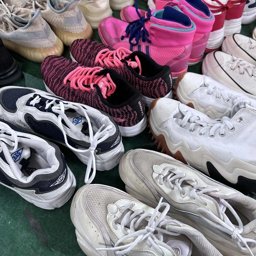 Clearance Price Inventory Branded Used Sports Shoes Cheap Second Hand Microfiber Upper Shoes in Bales in Stock