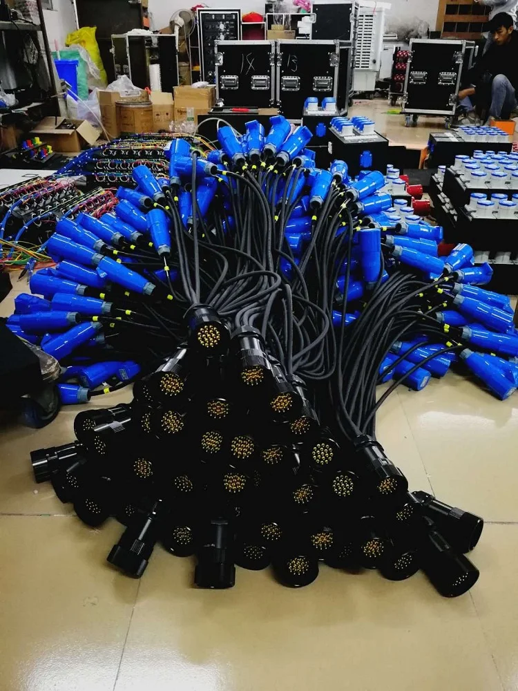 Custom length male or female 19pin socapex breakout cord to 6 units 16A/3P CEE sockets 3 *2.5mm extension cable