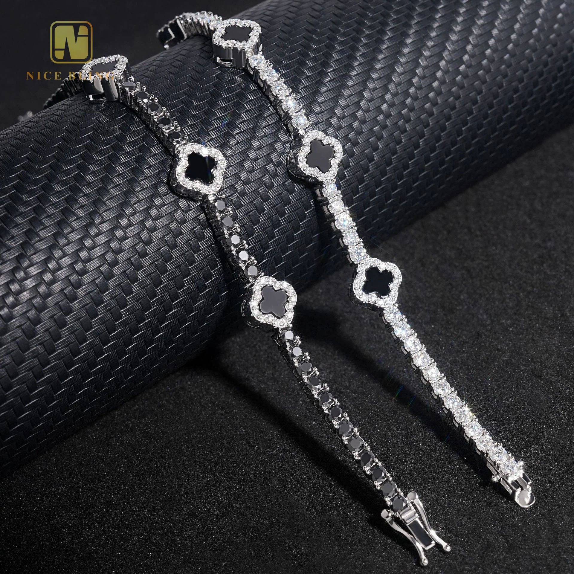 New Arrivals Jewelry 3mm  Iced Out Hip Hop Bracelet 925 Sterling Silver Black & White Moissanite Clover Tennis Bracelet necklace