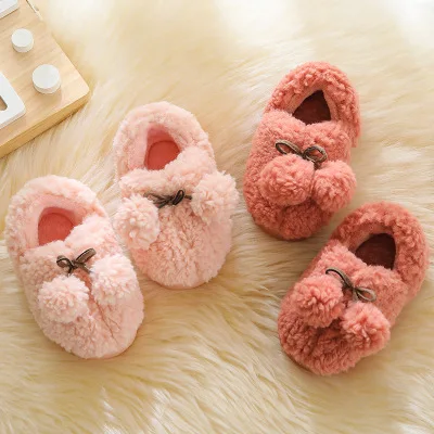 
Winter Cute Ball Children Slippers Furry Keep Warm House Shoes For Kids Wholesale 