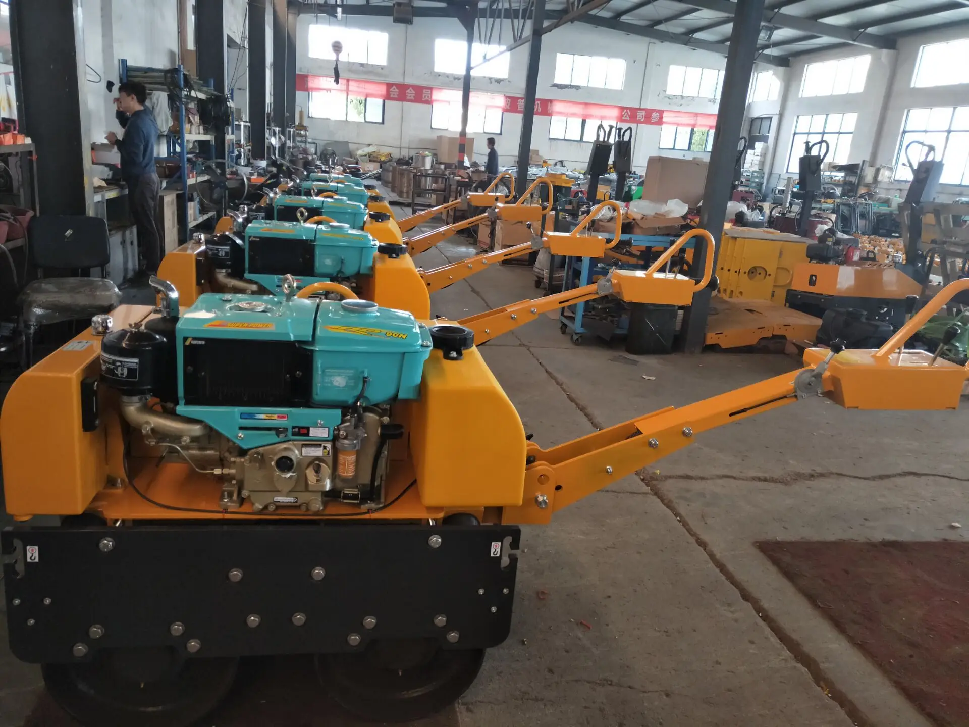 Small Mini Double Drum Soil Asphalt Concrete Vibratory Road Roller Compactor Machine With  Hydraulic Water Cooled Diesel Engine