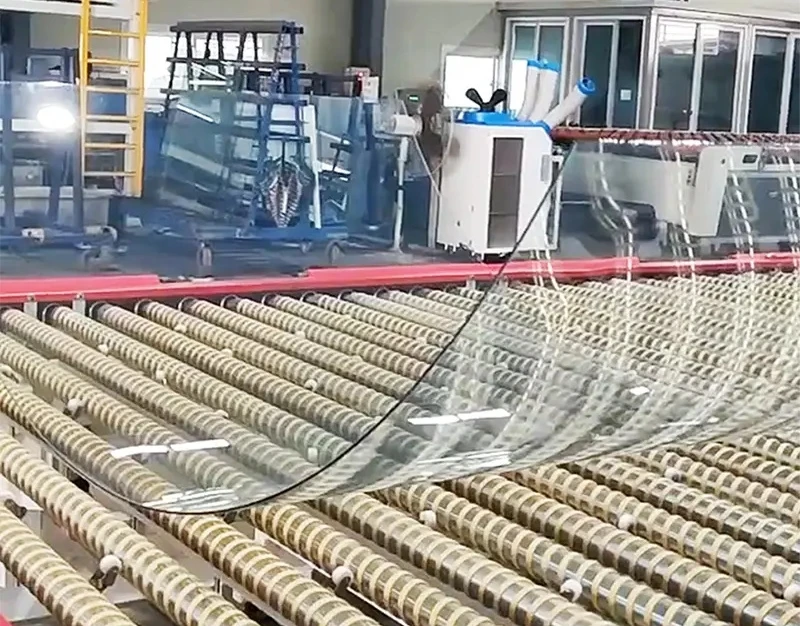 Glasino horno templado de vidrioplanchas de vidrios de 6mm / Flat and Curved Tempered Glass Making Machine Glass Tempering Oven