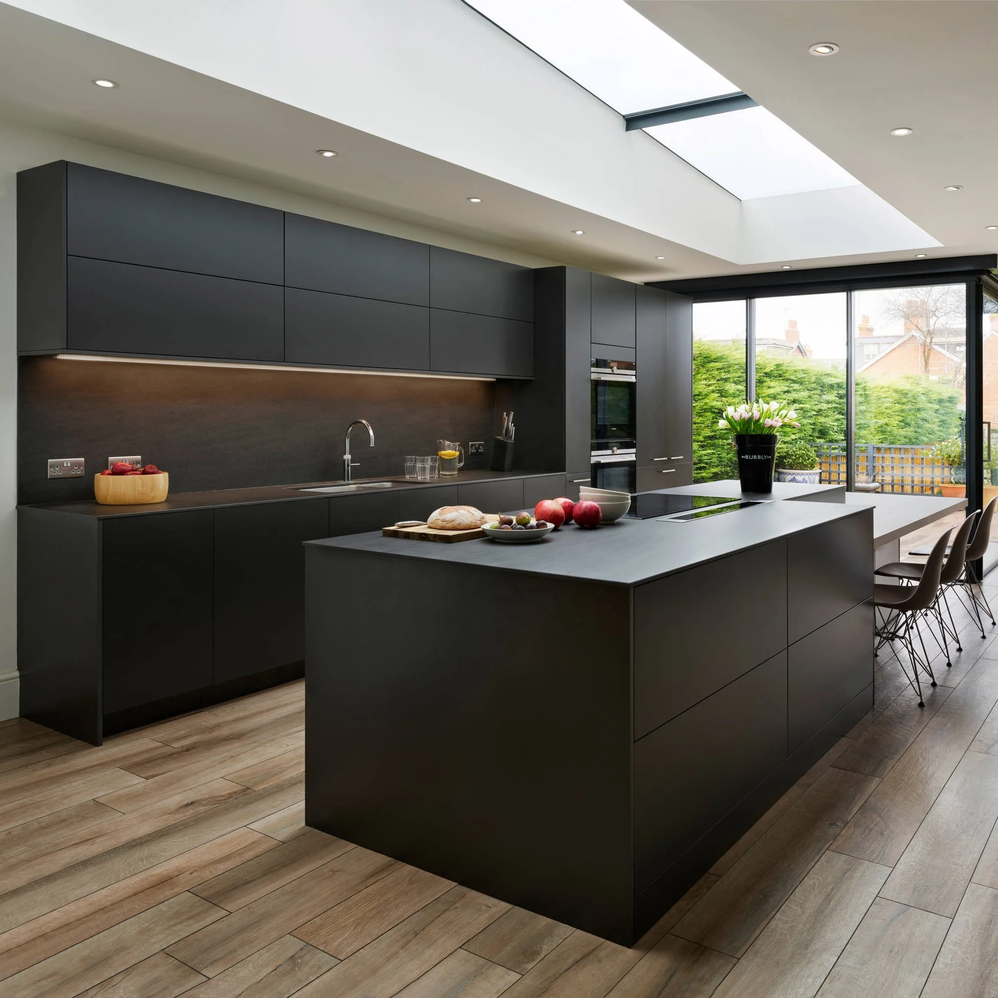 Wholesale Custom Cupboard Modern Designs Cabinet Black Complete Prefab Modular Wood Kitchen Cabinet for Kitchen Furniture