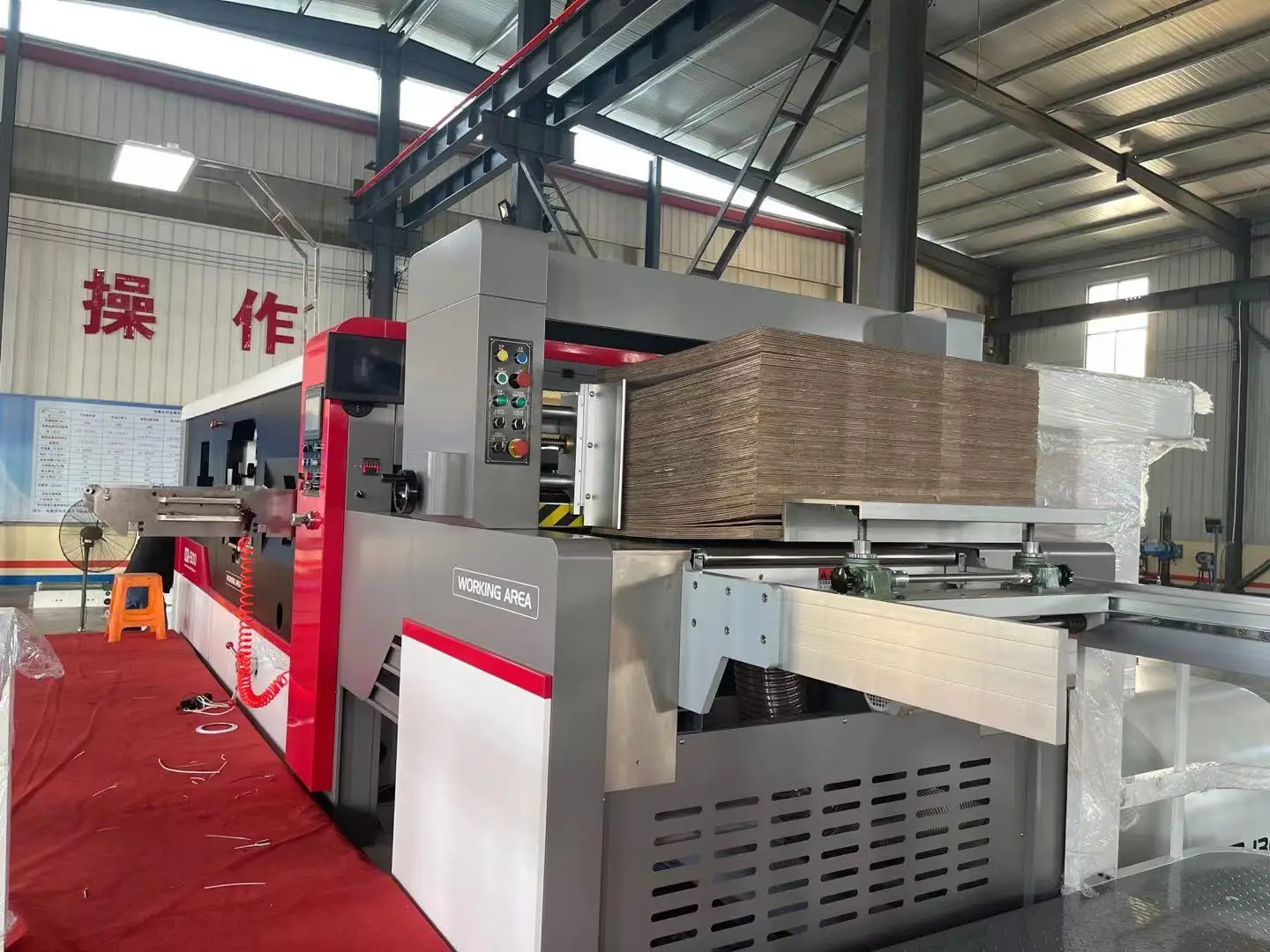 China supply automatic die cutting and creasing machine for corrugated box, honeycomb paper
