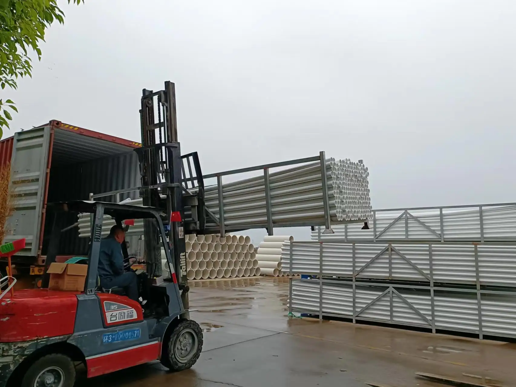 Factory Sale plomberie materials PVC Pipe 50 75  100 110  160 200 mm