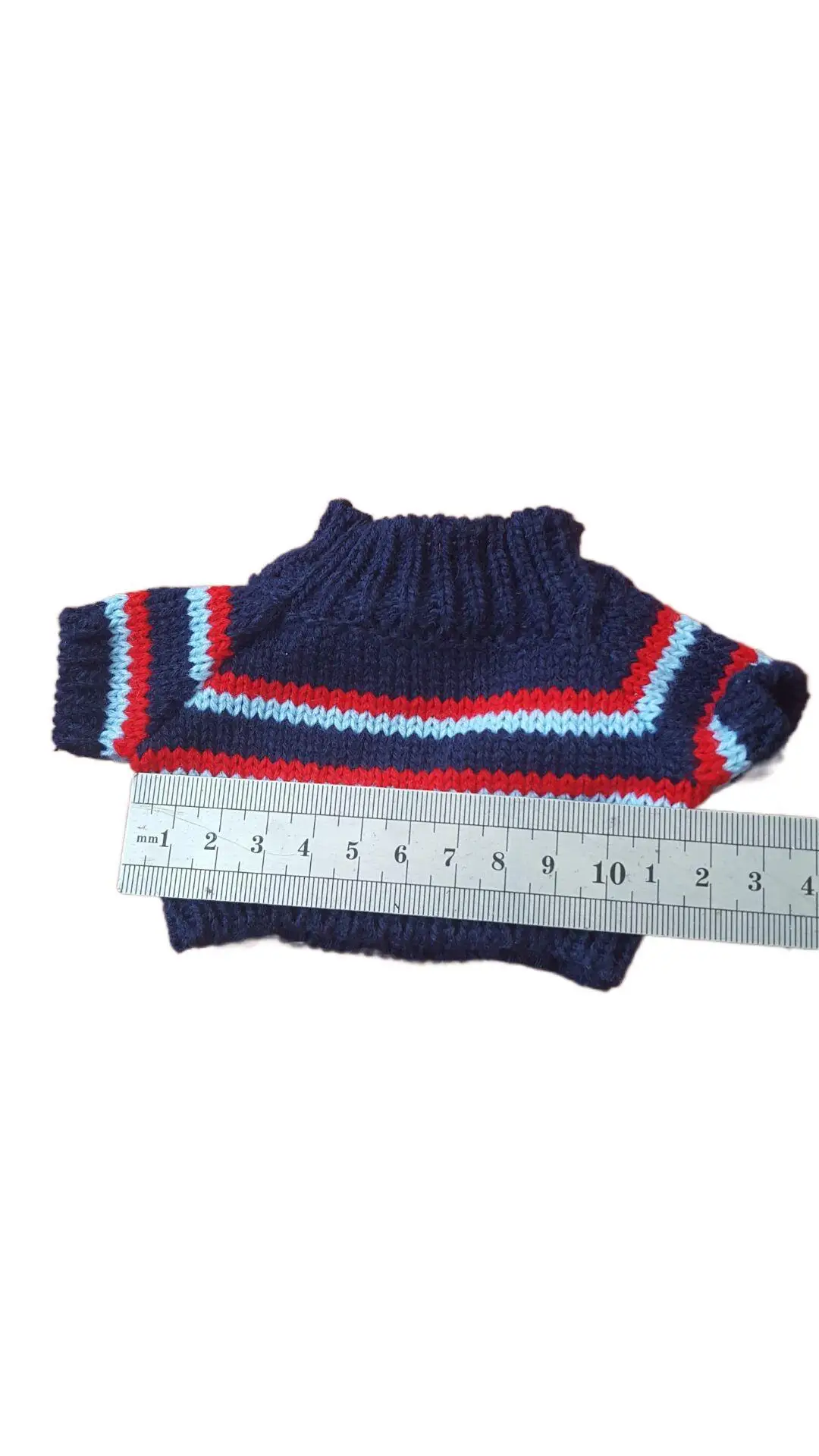 Mini sweater (3).jpg