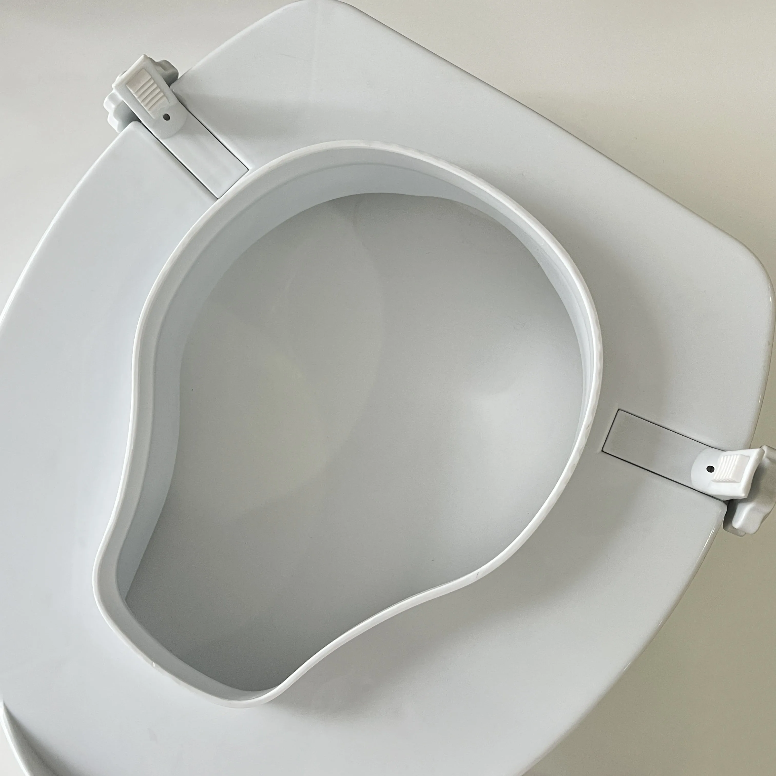 Plastic Toilet Seat Raiser without Lid for Elderly Disabled Bathroom Toilet Seat Riser and Handicap Toilet Seat BA350