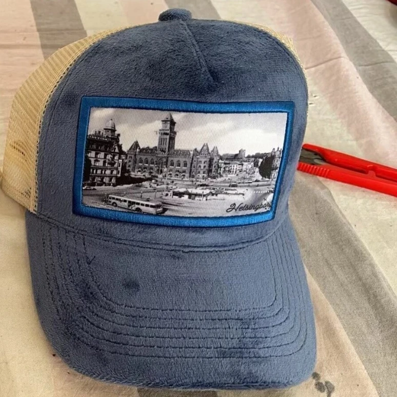 Wholesale Mesh Custom Velvet Trucker Cap 5 Panels Custom printing Patch 3D puff Embroidery Velvet Trucker Hat