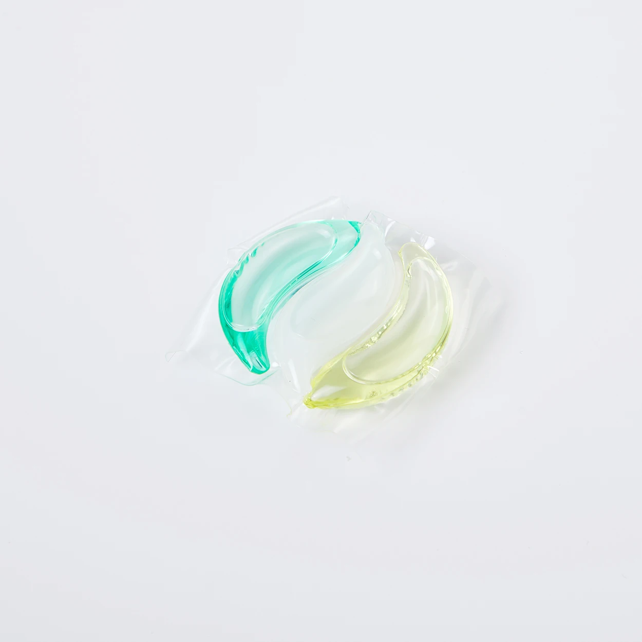Factory Supply Eco-Friendly 3-in-1 Natural Laundry Beads Detergent Soap Fragrance Disposable Gel for Apparel
