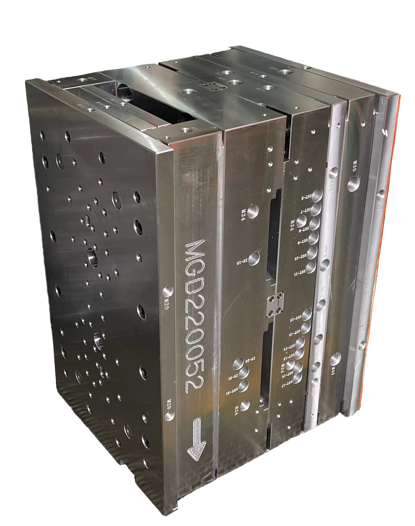 Chinese OEM/ODM lap stamp metal mould plastic pillar injection moulding machine mold base
