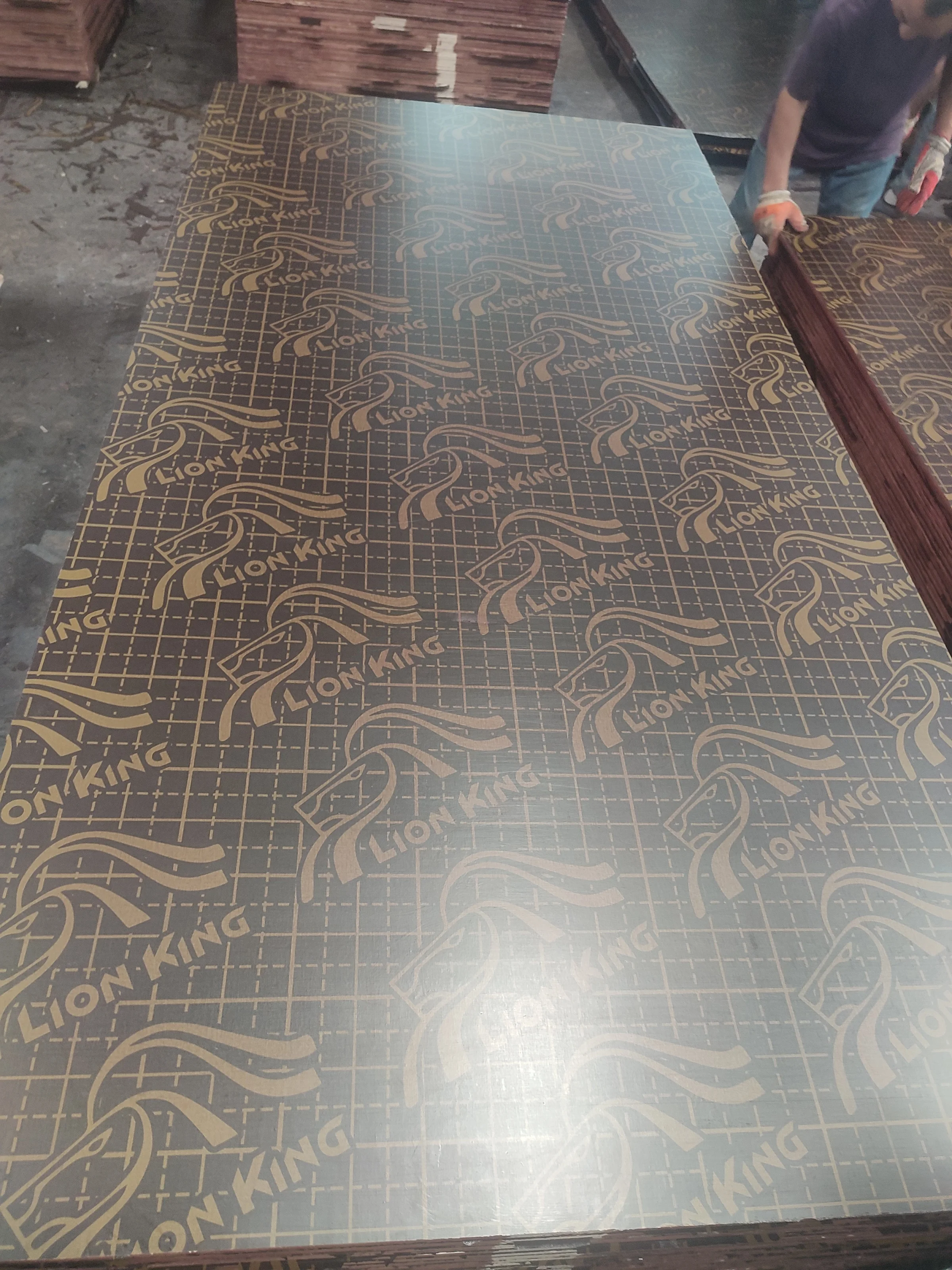 Film Faced Plywood high quality with good price 1220x2440x12/15/18