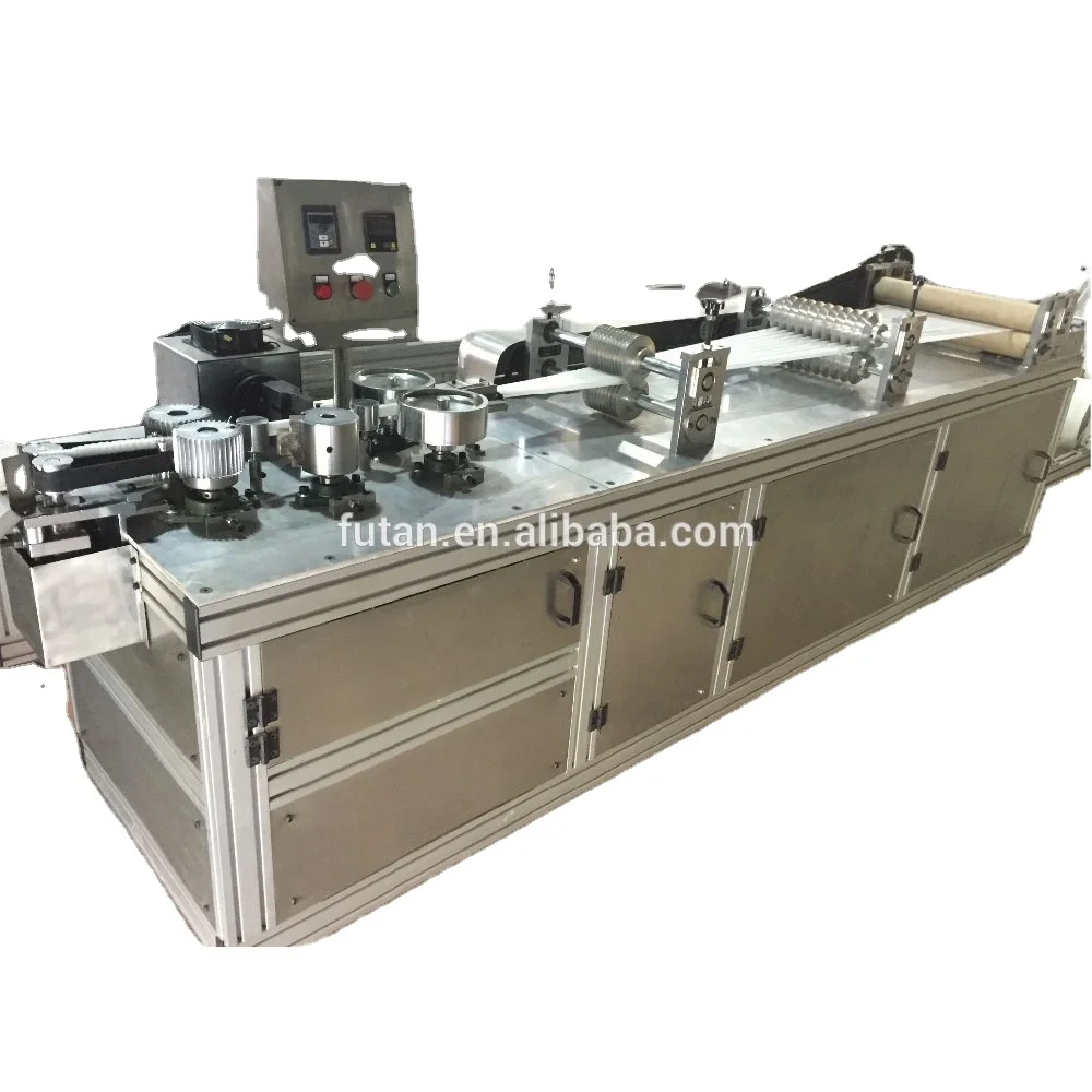 Машина для изготовления нетканых колпачков