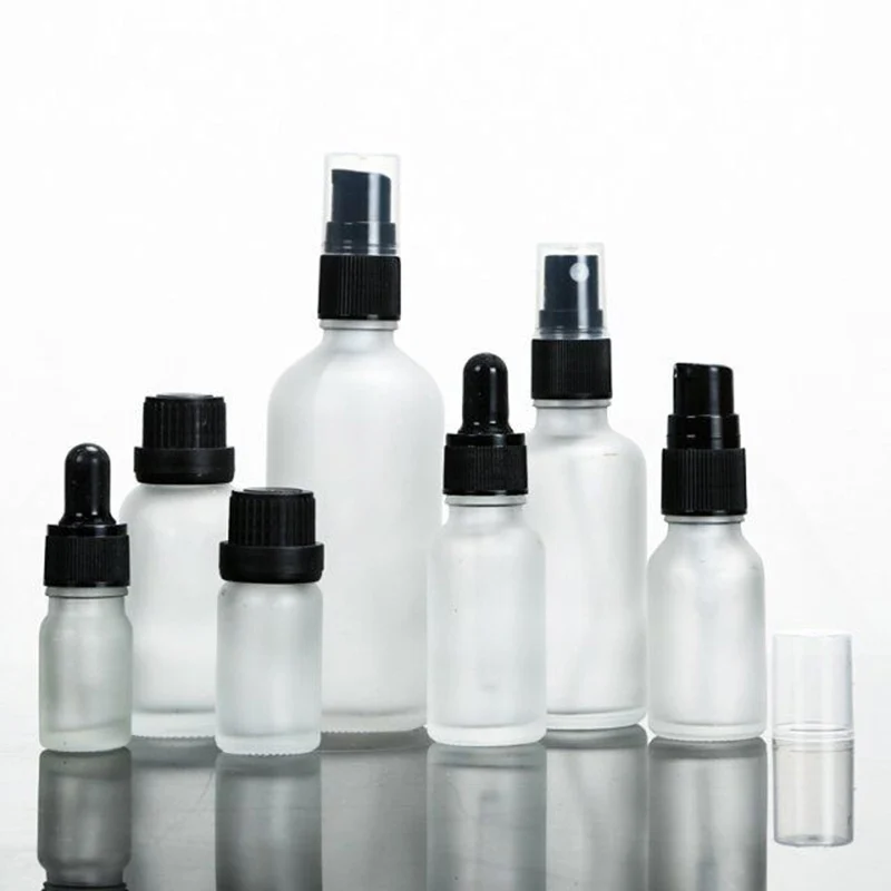 Cosmetic Packaging Bottle30ml 50ml 100ml Refill Essential Oil Bottle Screw Black plastic spray essential oil bottle