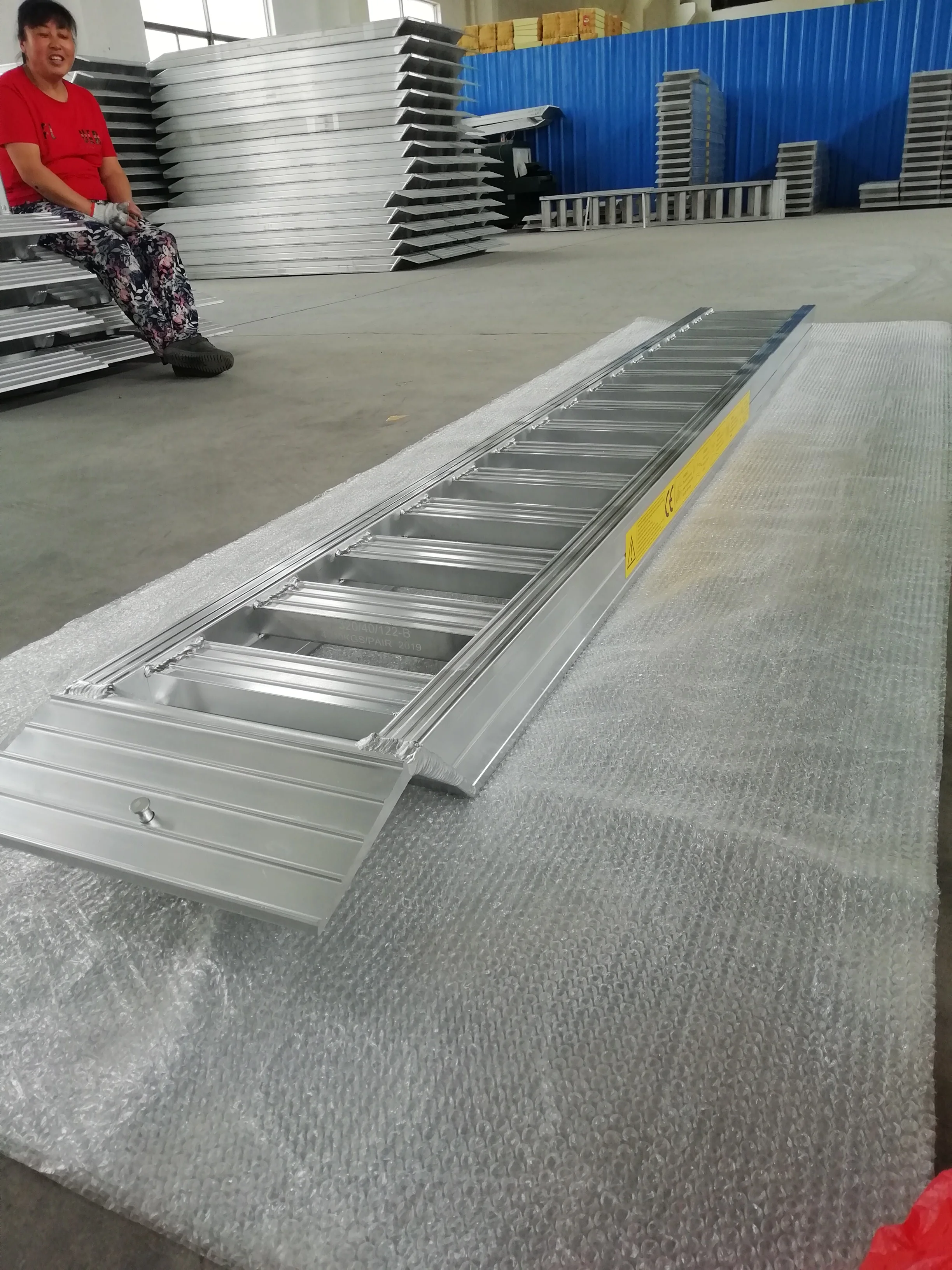 secure lawn tractors loading ramps