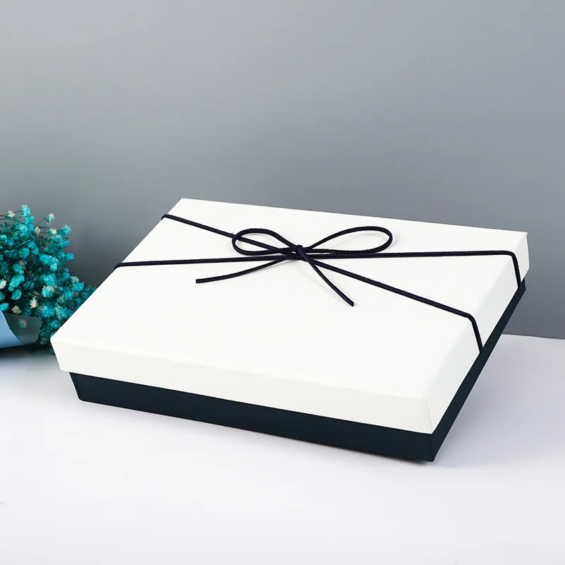Paper Cardboard Chocolate Box with Compartments, Confectionery Boxes China Creative Rectangular White Red Rigid Boxes/