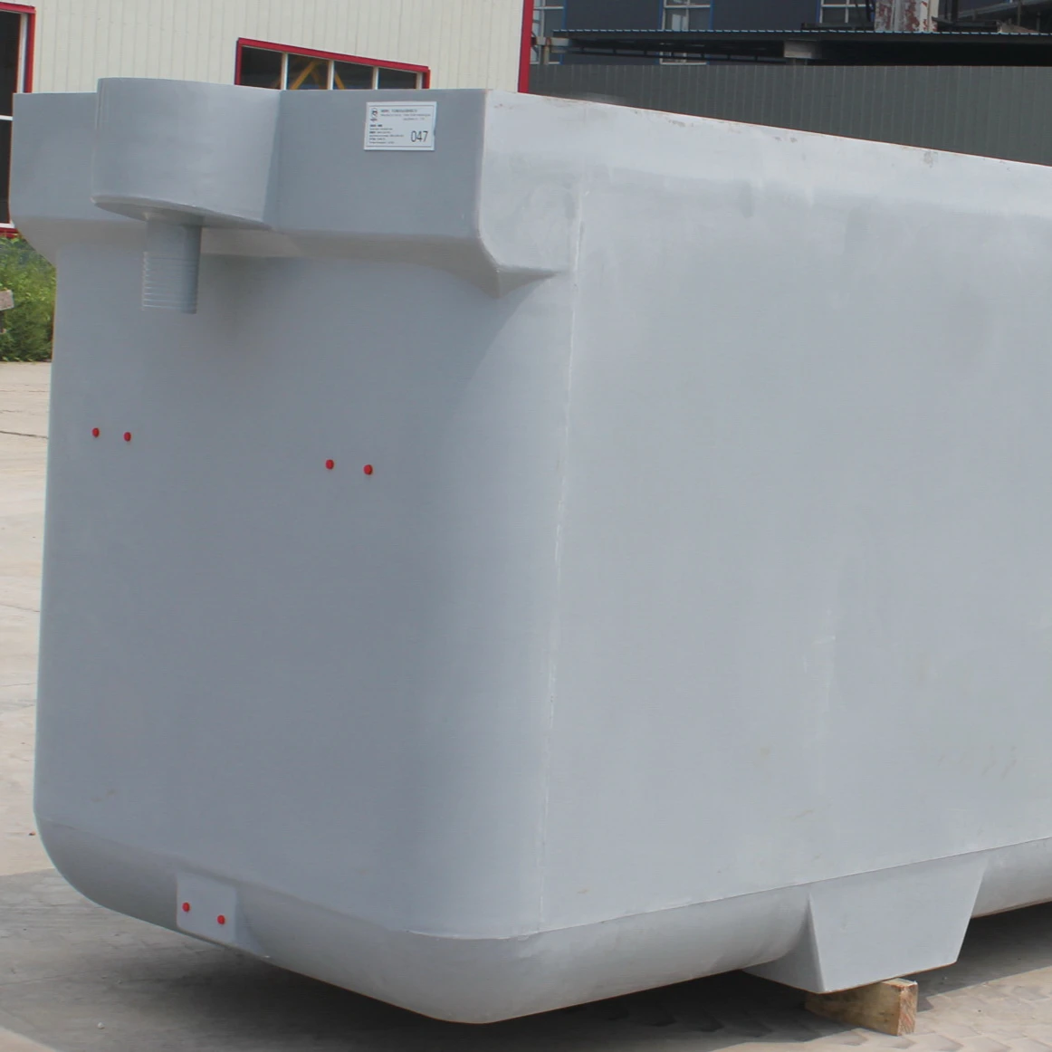 Industrial electrolytic cell for refining precious metal