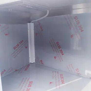 Hot Selling Frozen Cabin Three Wheel Motorcycle Ice Cream Delivery Refrigerator Tricycle Price
