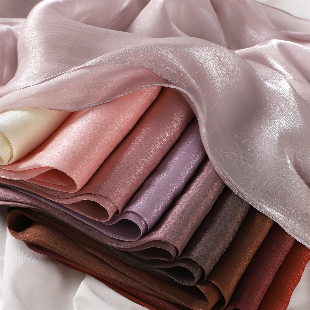 Zifeng OEM Solid Color Thin Silk Scarf Gauze Wrinkled Satin Scarf Muslim Woman Plain Wrinkle Hijab Shinny Turban Long Scarf