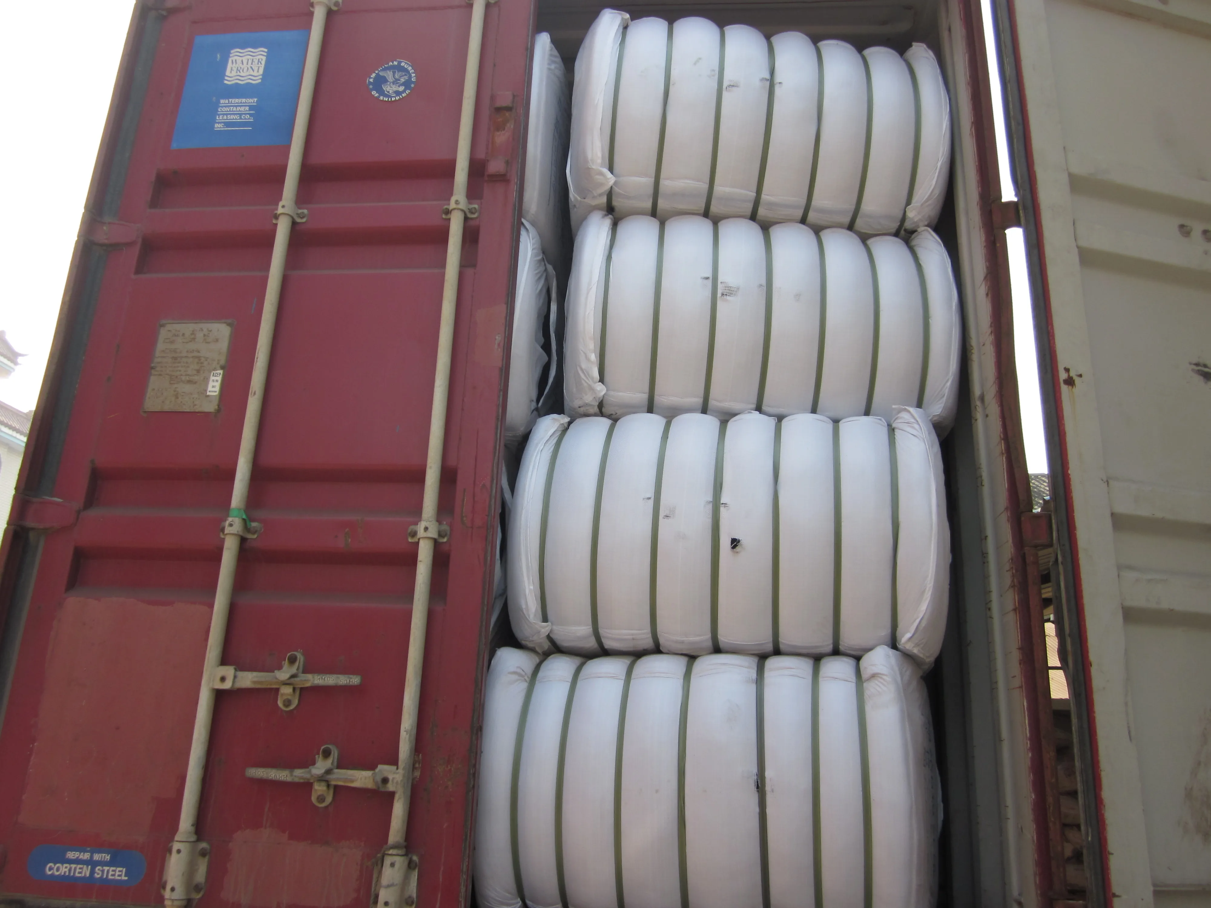 Stock Polyamide PA6 Nylon 6 staple fiber 1.5D 1.67dtex *38mm semi-dull cotton yarn Spinning ready for ship
