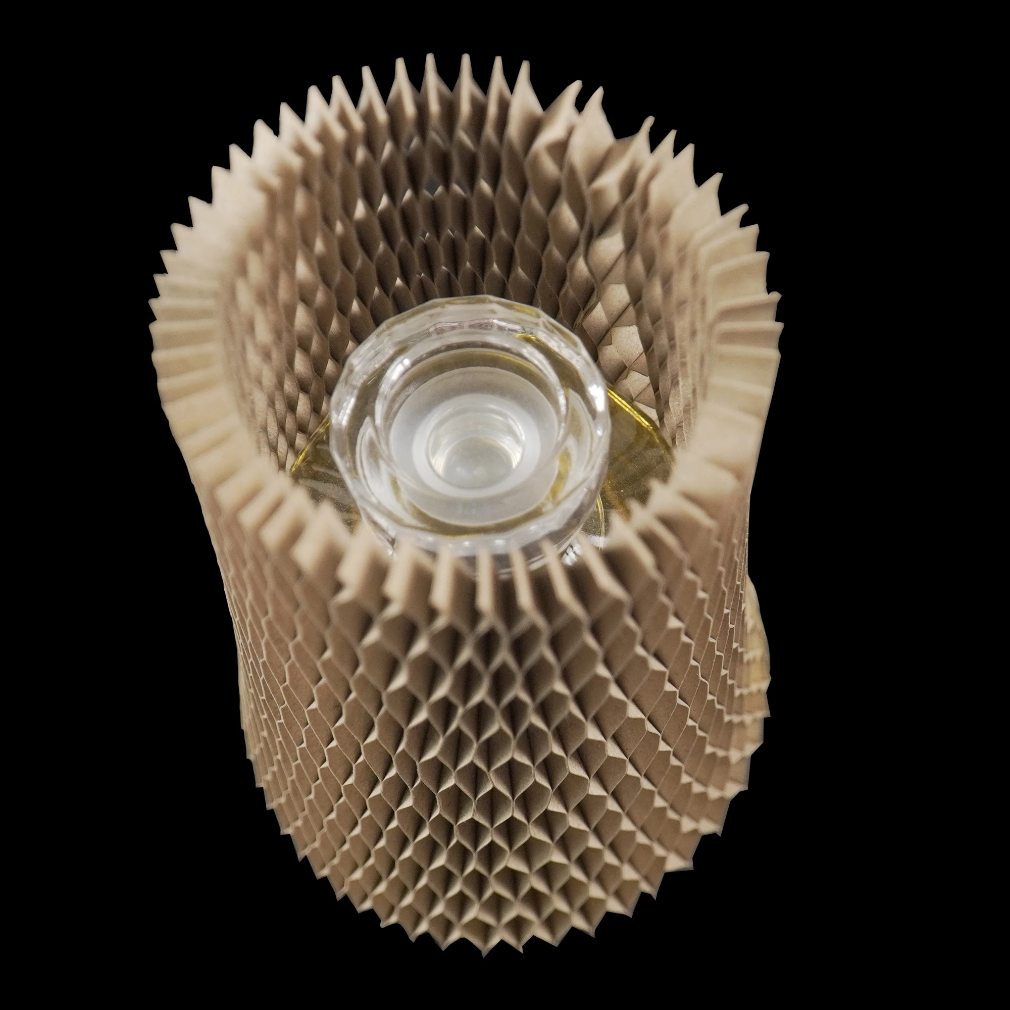 Eco Friendly 12 Inches Wide  Air Cushioning Honeycomb Kraft Paper Packing Rolls For Wine Bottle