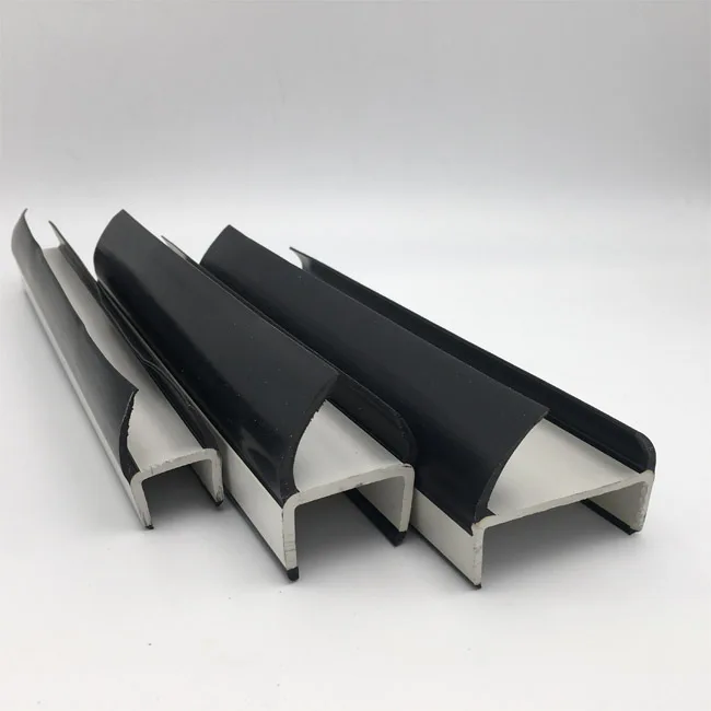 
High quality refrigerated truck containers are sealed with rubber seals and gaskets 