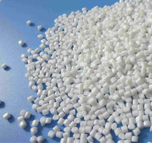 Used in beverage bottles Virgin Pet Resin Bottle Grade Pet Chips Fiber Grade Pet Granules
