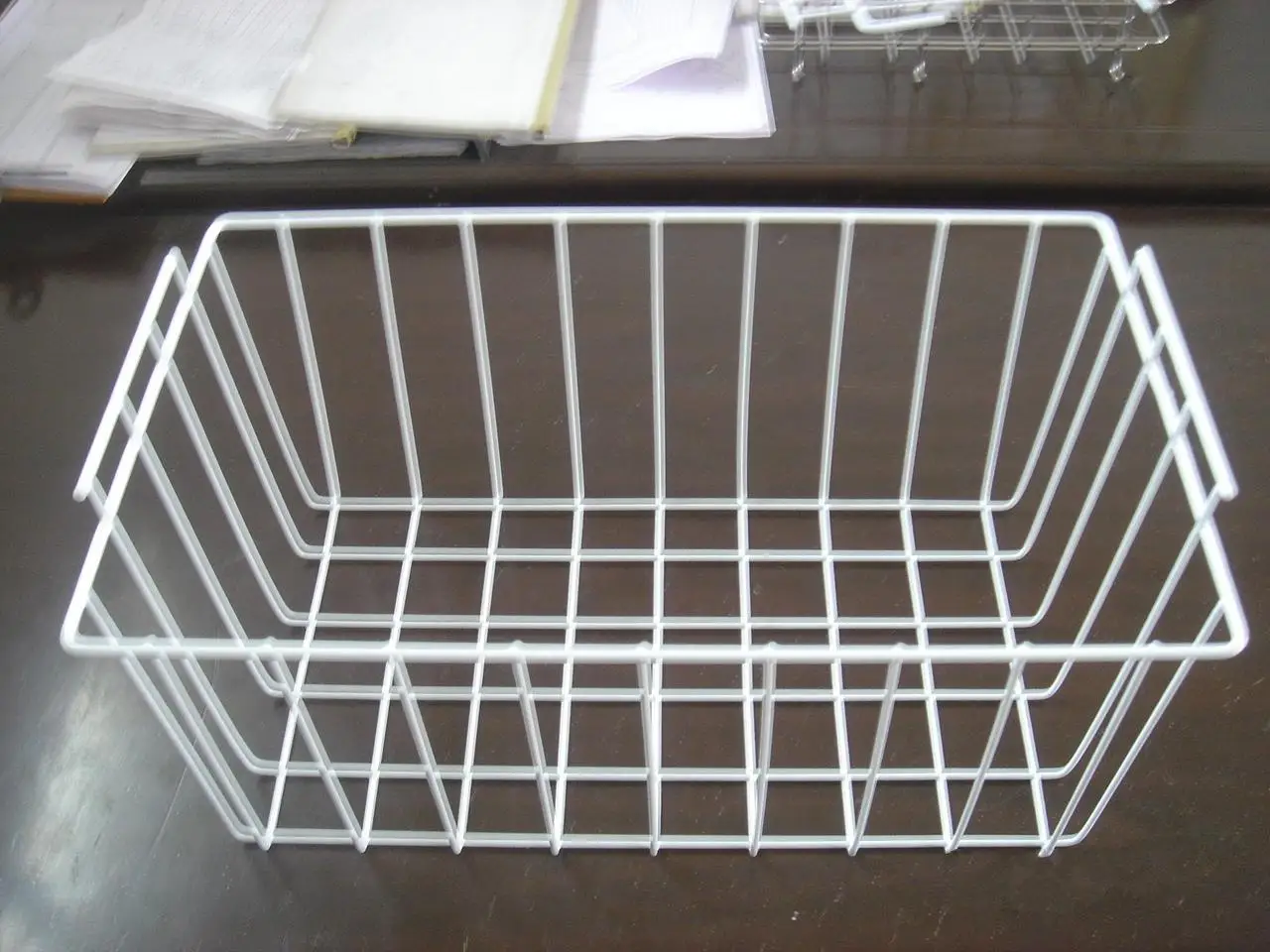 Refrigerator Spare Parts White Wire Mesh Freezer Basket