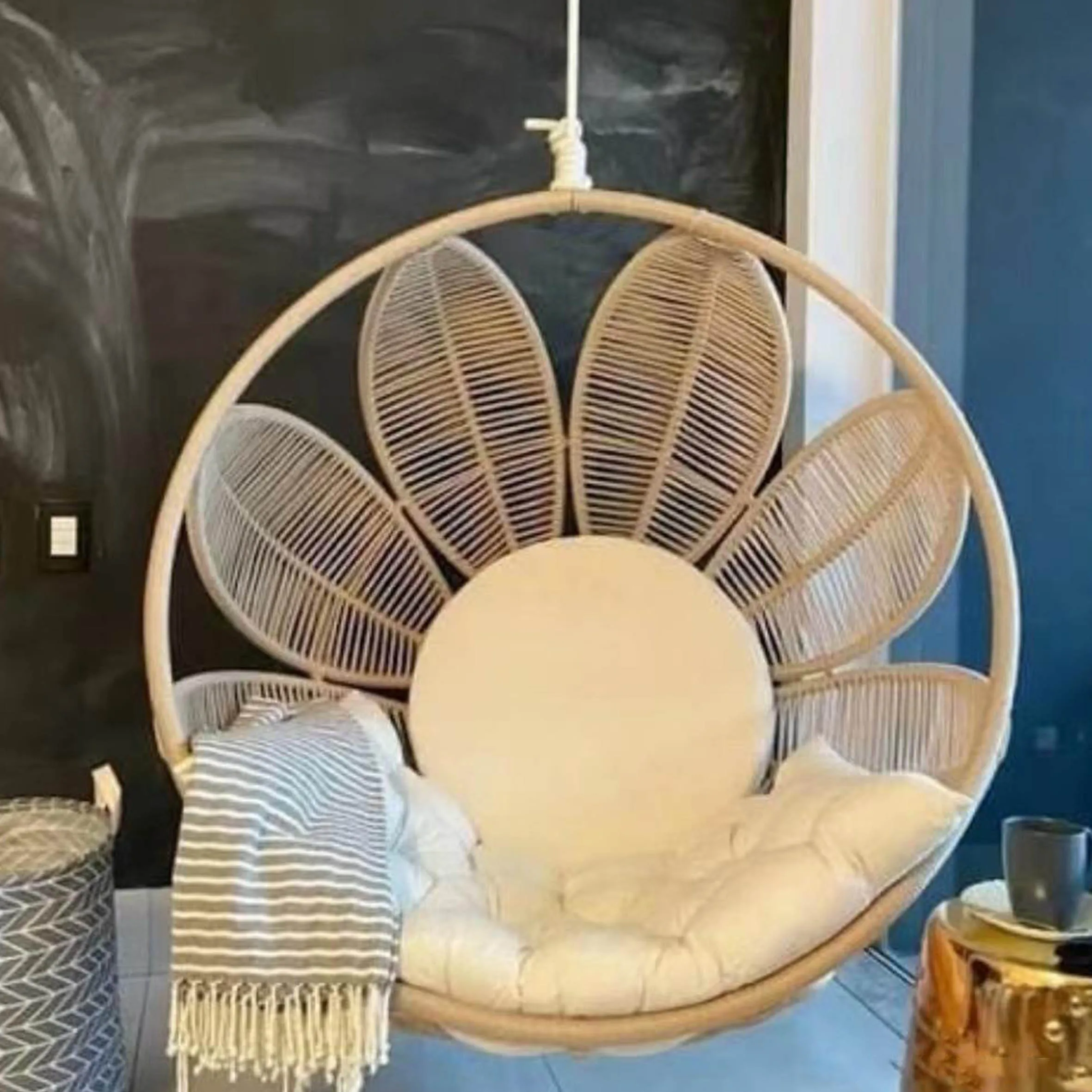 Printed Pattern Hammock Swing Chair Outdoor Robust and Durable,Swing Chair with Hanging Stick and Cushion/