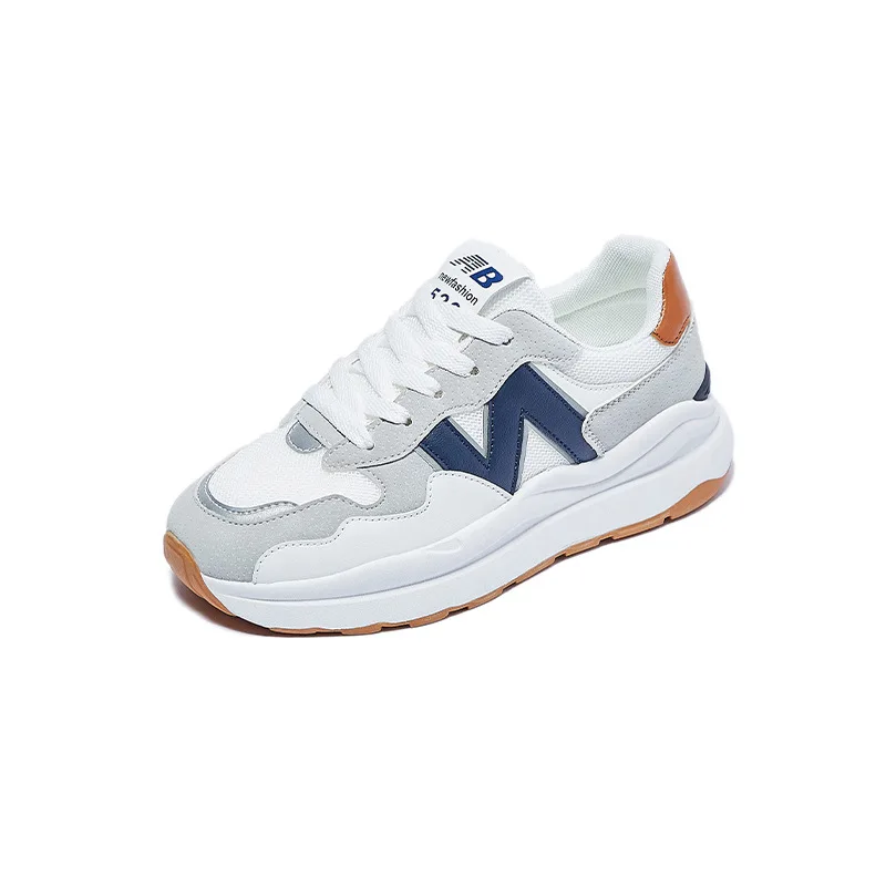 Daddy 2024 spring new Korean version of breathable student sports female thick sole casual ins fashion shoes wholesale