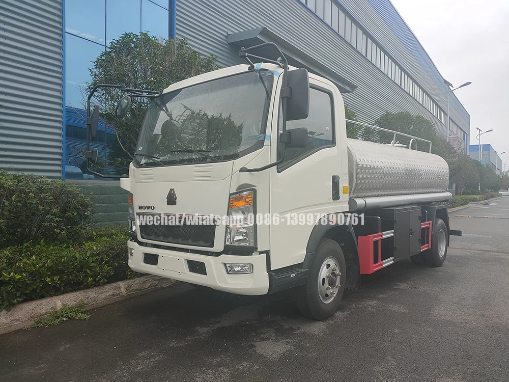 CLW Milk Tank Truck Manufacturer Sale SINOTRUCK HOWO 8000liters Stainless Steel Milk Tanker Truck /Milk Delivery Truck