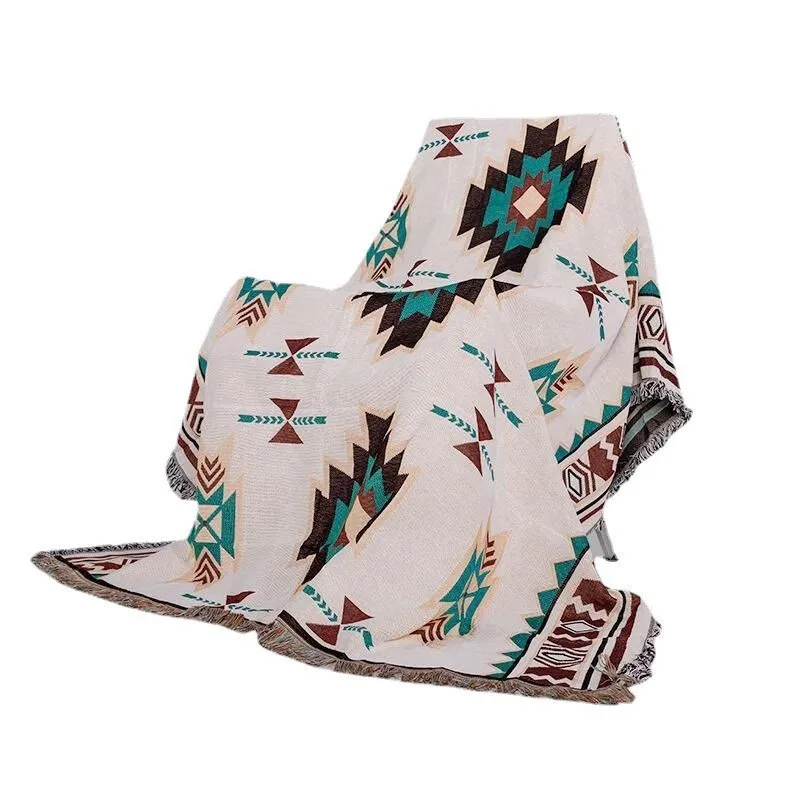 2023 Wholesale Vintage Ethnic Style Custom logo cotton woven premium outdoor blanket plaid woven throw blanket