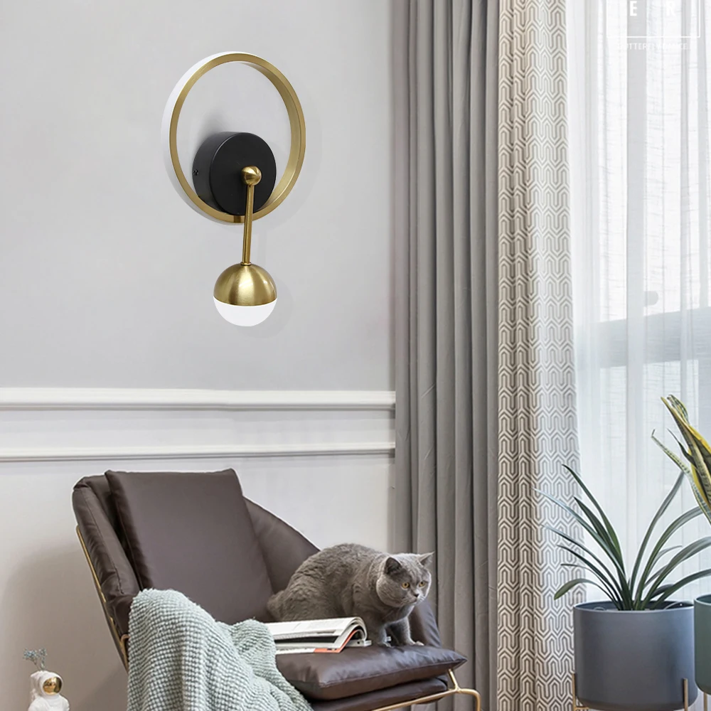 Настенные светильники в скандинавском стиле круглые дизайнерские светодиодные лампы черного и золотого цвета с круглым стеклянным шариком металлическим кольцом