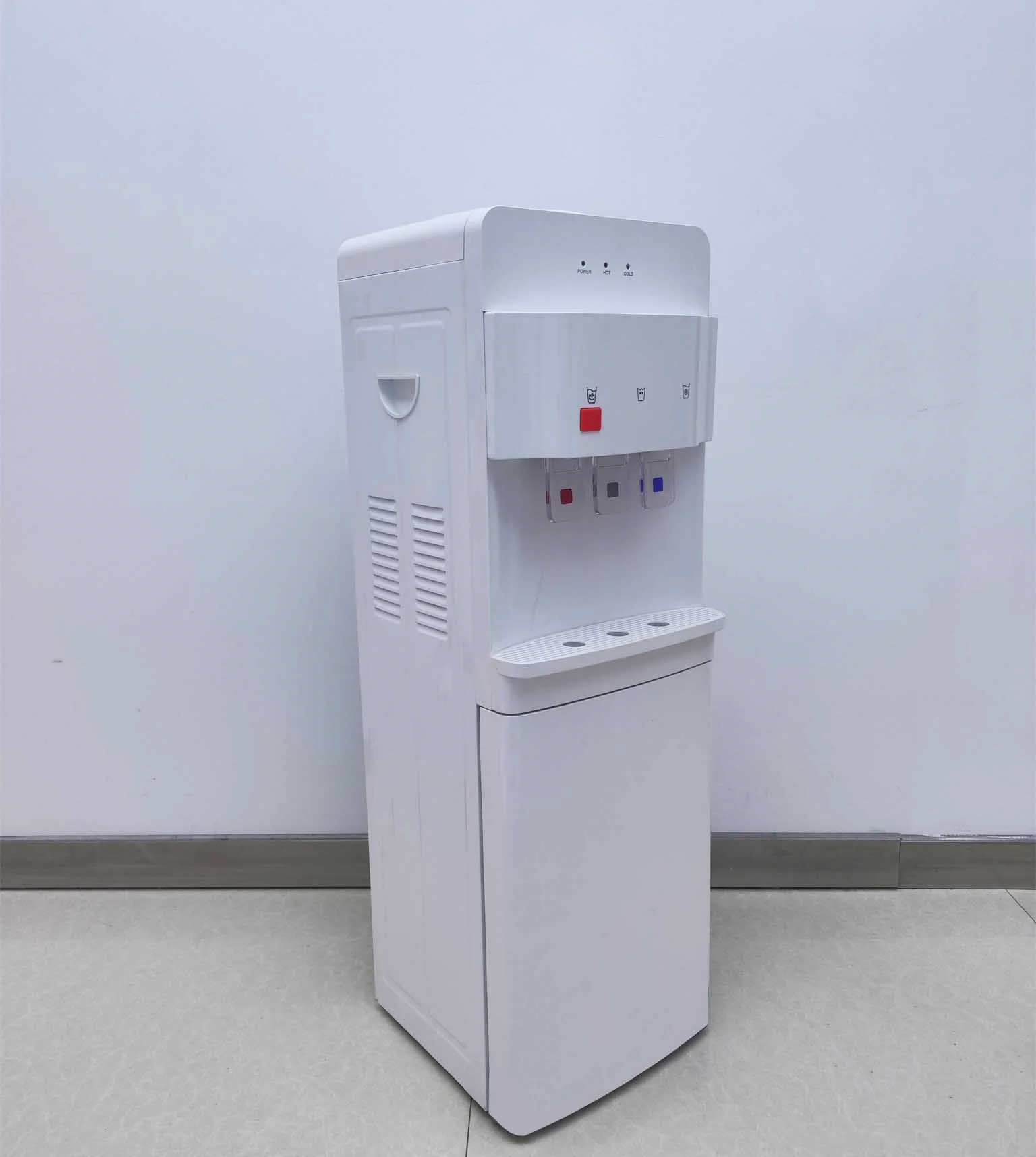 Top load Black Floor Standing hot,normal,cold water cooler and dispenser machine with refrigerator cabinet for home,office,shops