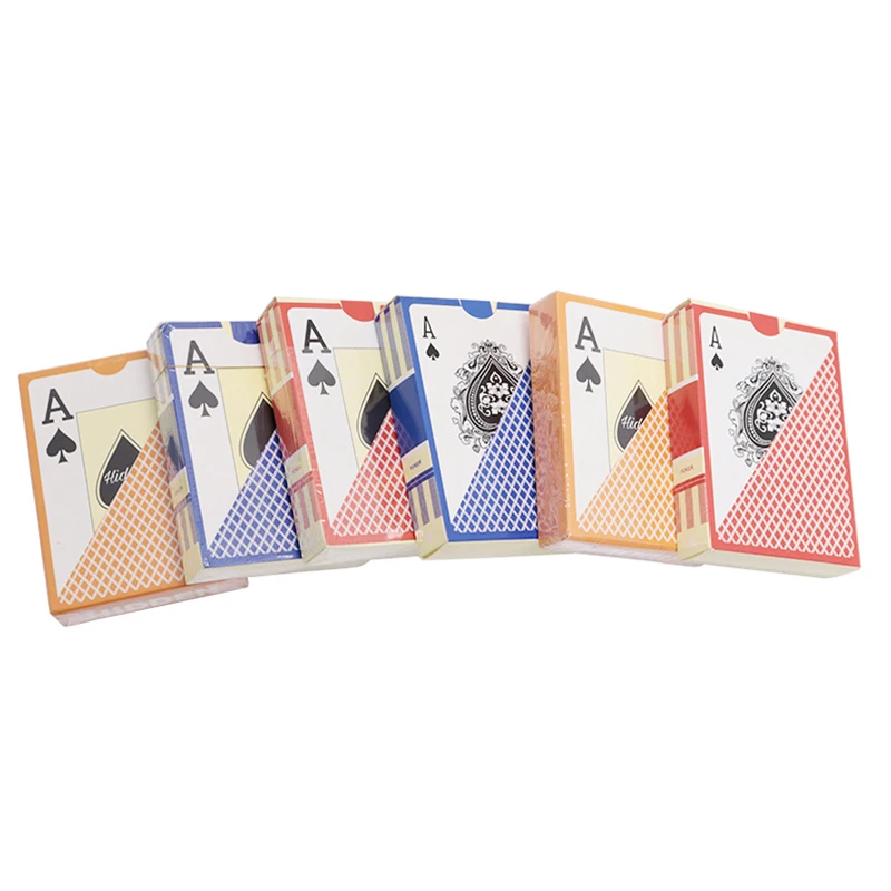 Пластиковые игральные карты покерные красные 4 цвета недорогие пользовательские дизайнерские рекламные пластиковые с покрытием и коробкой