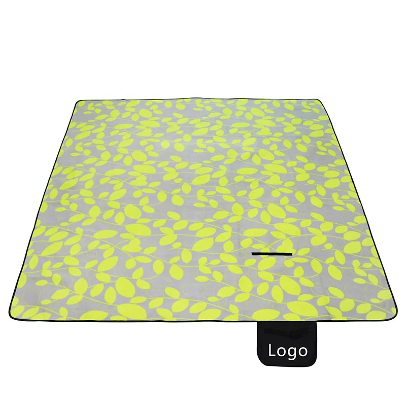 All Seasons Foam Filling Foldable Custom Waterproof Picnic Mat