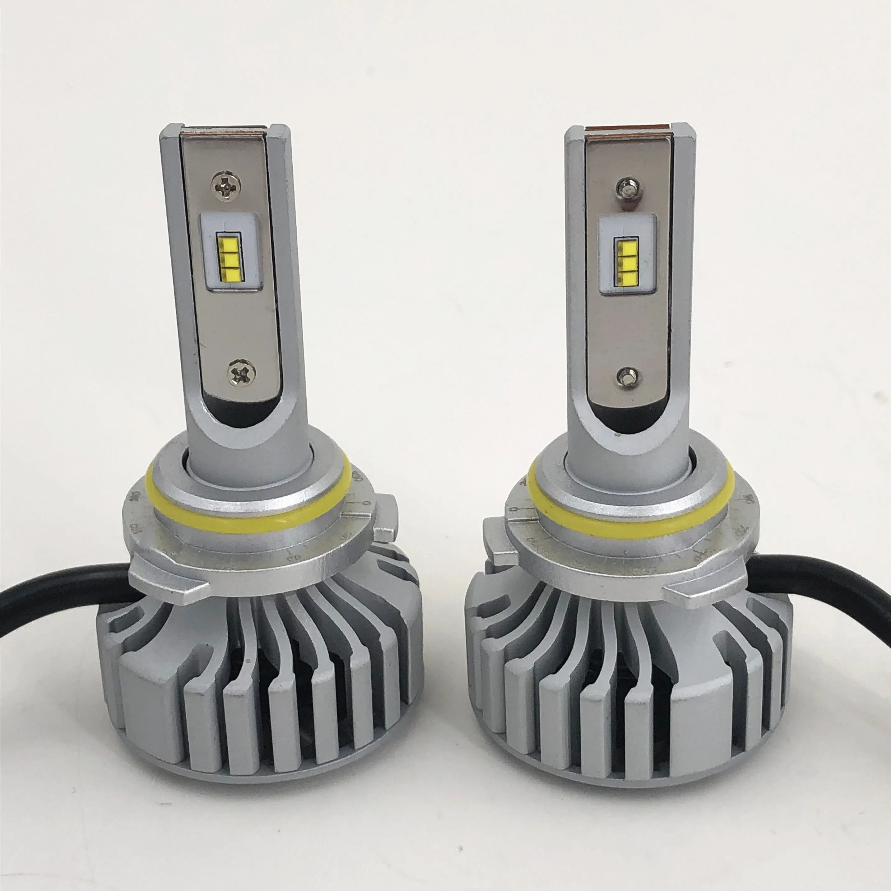 Auto Lighting System YEAKY/PHOTUM A3 Series 9006  5500K Auto LED Headlight Bulb