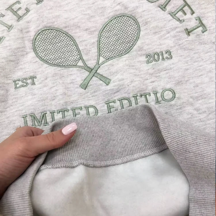 AOXI Oversized French Terry Custom Crewneck Sweatshirt Hoodies Embroidery Heavy Ladies Women White Sweatshirt for Outdoor