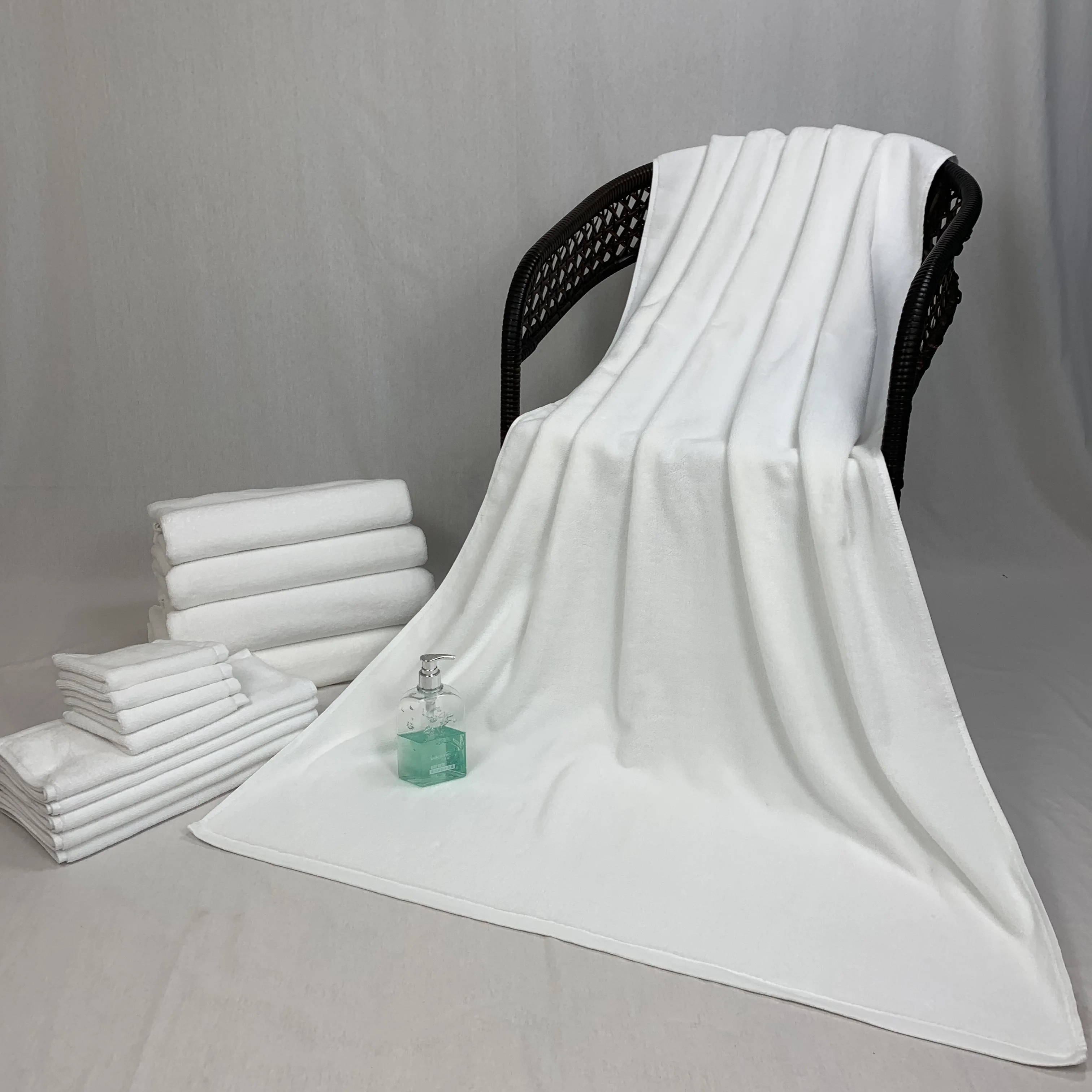 100% cotton  jacquard satin embroidered  5 star hotel bath  towel for airline for airport lounge