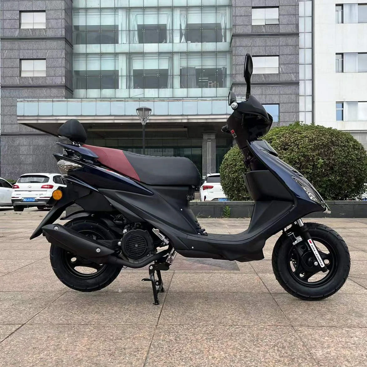 Classic Hot Selling 150 CC Scooter V150 SS Air Cooled Racing Motorcycle Disc Drum Brake Gasoline Moped