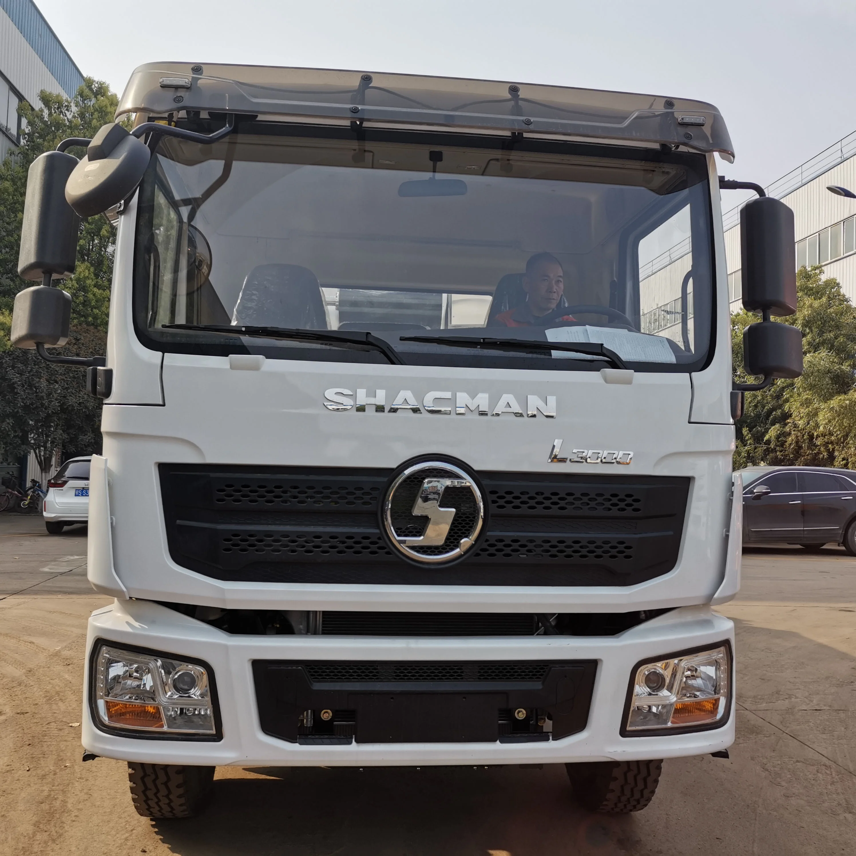 Hot sale Shacman L3000 8 tons to 10 tons Euro5 245hp Asphalt Truck Manufacturer asphalt Bitumen Sprayer Truck